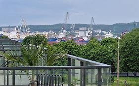 Goma Rent Gdynia Nadmorskie Tarasy z widokiem na morze